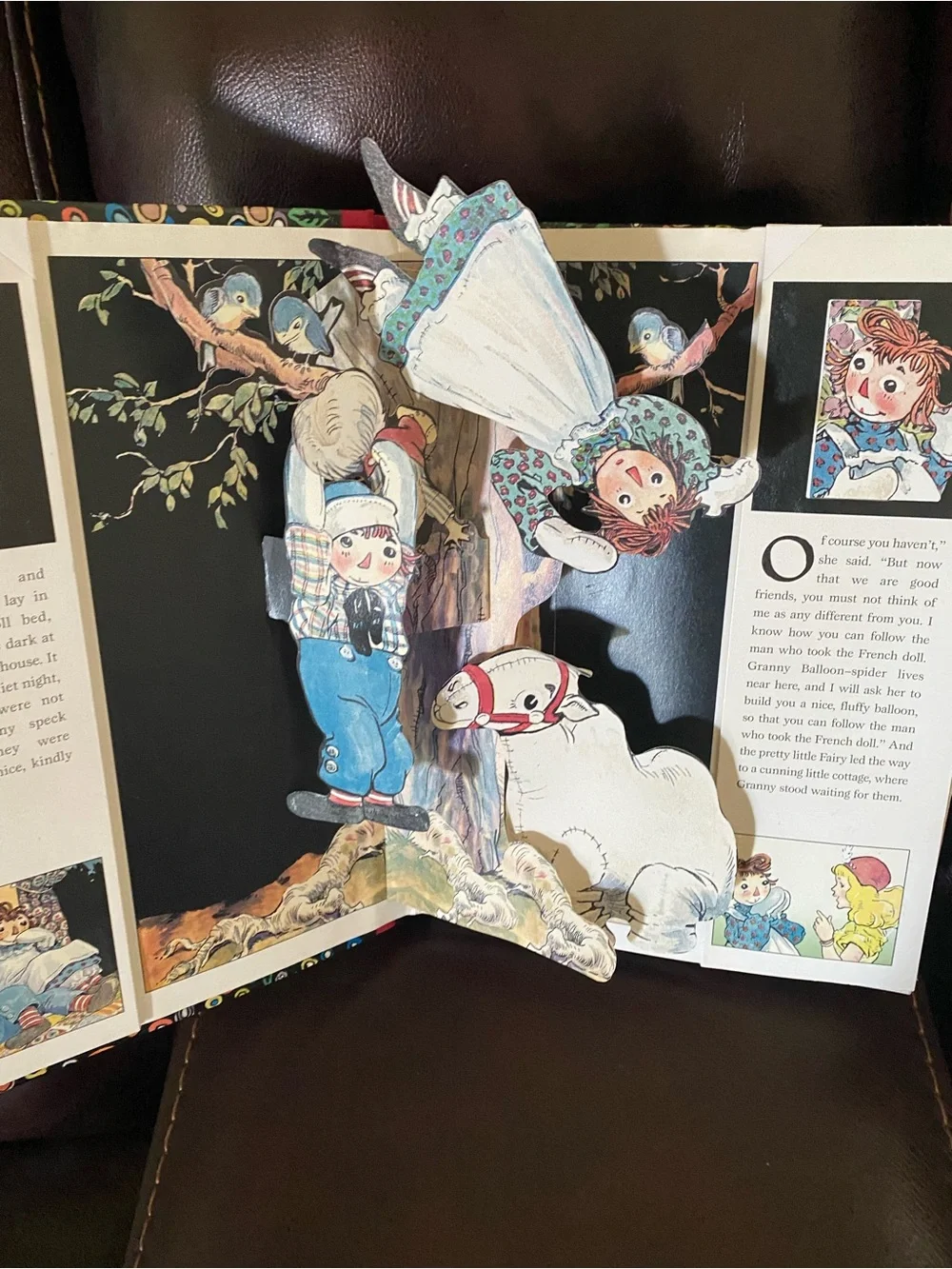 VTG Raggedy Ann and Andy Camel with theWrinkled Knees Pop Up Book 2003 HC